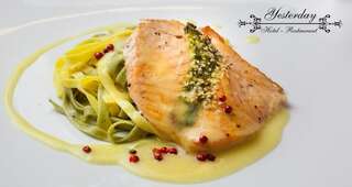 Отель Hotel Yesterday Бухарест-6