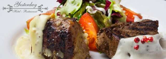 Отель Hotel Yesterday Бухарест-10